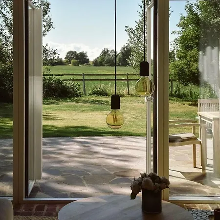 Huus South-west Ferienhaus Uelvesbull